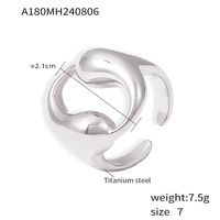 Bague de bijoux fins en acier inoxydable or 18 carats pour femmes non-ternir irrégulière géométrique goutte d'eau conception princesse coupe mariage