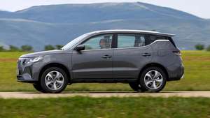 GeeLy Livan X6 Pro SUV 1.5T+7DCT Mesin Bensin 5 Kursi 2023 Mewah 0km Tersedia SUV Off-road GeeLy Livan X6 Pro 2025 - Product Image 5