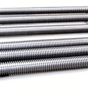 เพลาขับแบบมีร่องและรูสำหรับติดตั้งมอเตอร์ ผลิตในเวียดนามด้วยเครื่องจักรซีเอ็นซีความแม่นยำสูง - Product Image 2