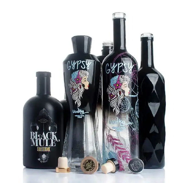 Botella de vidrio de vodka personalizada de fábrica 375ml 500ml 750ml botella de alcohol redonda de vidrio mate o esmerilado negro