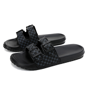 Sandales à boucle légères en EVA pour hommes, design tendance, vente chaude, grande taille 47, ouvertes, antidérapantes, bon marché - Product Image 2