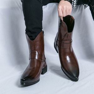 Chaussures hautes pour hommes en taille plus pour l'hiver, bottes courtes à fermeture éclair, bottes en cuir décontractées - Product Image 4