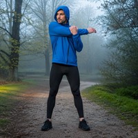 Coupe-vent de course personnalisé ultra-léger et compressible en nylon 20D 120g, imperméable, avec capuche à visière, ouverture dorsale et éléments réfléchissants