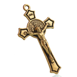 Crocifisso di San Benedetto 39*22mm, Accessori per Rosario di Alta Qualità, Pendente a Croce in Rame Dorato e Argentato - Product Image 3