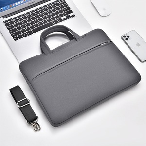Sac pour ordinateur portable élégant et léger amélioré, 13, 14, 15 pouces, en nylon, avec poignée pour un transport quotidien - Product Image 3
