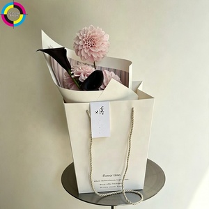 Sac en papier imprimé personnalisé avec poignée en cordon, sac à main portable pour bouquet, emballage cadeau pour fleuriste - Product Image 3