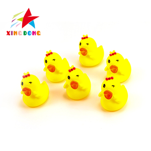 Venta caliente 2024 Blister Bathtime Ducks Baby Bath Toys Baño flotante Piscina Baño Juguete de baño Animal de goma - Product Image 4