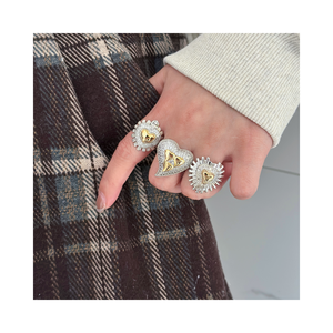 Anelli di lusso alla moda multistile stile <span class=keywords><strong>amore</strong></span> alla moda argento lucido <span class=keywords><strong>con</strong></span> placcatura in oro accessori di lusso per festa di fidanzamento tutti i giorni - Product Image 1