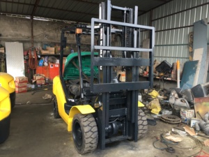 Chariot élévateur Komatsu FD30 d'occasion 3 tonnes à vendre – Chariot élévateur diesel 3t, 2.5t, 3.5t, 35t, 30 tonnes en stock - Product Image 5