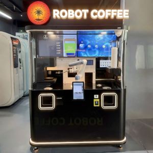 Machine à café commerciale sans personnel, en libre-service, avec différents motifs et designs pour la création de café de style latte à partir de grains de café - Product Image 4
