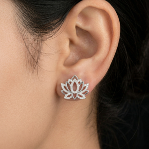 Pendientes de tuerca finos más vendidos, con piedras de alta claridad de corte brillante, joyería fina para mujer, regalo atemporal para uso diario. - Product Image 6