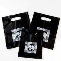 Sacs en plastique PE personnalisés pour vêtements, réutilisables, découpés à la forme, avec poignée longue, impression sérigraphique pour chaussures et vêtements