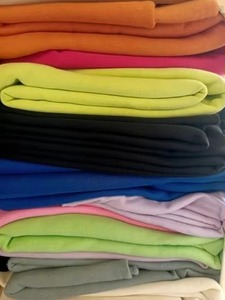 Tissu en jersey simple de coton tricoté respirant et léger de qualité supérieure pour T-shirts, vêtements décontractés et vêtements pour enfants – Le meilleur choix - Product Image 4