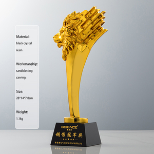 Trofeo de resina de cristal personalizado al por mayor de fábrica dragón León águila caballo trofeo de premio de estilo creativo - Product Image 4
