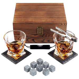 Ensemble de verres à whisky Ensemble de <span class=keywords><strong>2</strong></span> verres à whisky-Bourbon Whisky Stones Coffret cadeau en bois - Product Image 1