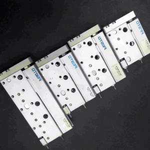 Actuador Neumático Mini Deslizante Festos DGSL-4-10-P1A 543913 Original - Guiado por Bolas - Product Image 3
