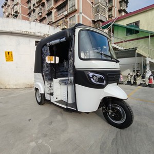 Tricycle à essence super durable 5 places 200cc à refroidissement par eau haute puissance, tricycle à essence <span class=keywords><strong>3</strong></span> <span class=keywords><strong>roues</strong></span>, <span class=keywords><strong>moto</strong></span> Tuk Tuk - Product Image 3