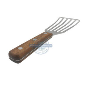 () Espátula de pescado de acero inoxidable Espátula giratoria <span class=keywords><strong>ranurada</strong></span> con ángulo curvo y mango de madera pakka para chefs - Product Image 4