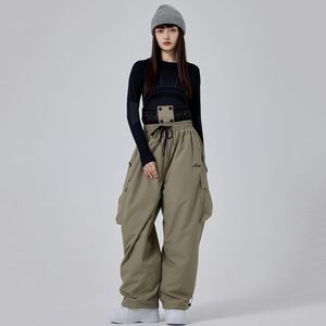 Pantalon de ski unisexe ample et imperméable à jambes larges pour l'hiver et les activités de plein air - Product Image 2
