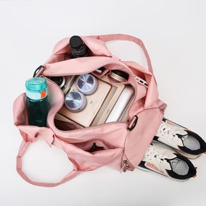 Borsa da ginnastica <span class=keywords><strong>rosa</strong></span> di lusso borsa da ginnastica da donna con Logo personalizzato con Logo tattico <span class=keywords><strong>borsone</strong></span> da palestra con supporto per tappetino Yoga e scomparto per scarpe - Product Image 4