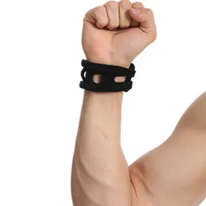 Wholesale Good Price Portability Gym Basketball Adjustable Bodybuilding Training Gym Wrist Guard Wrist Sleeve Wrist Protection