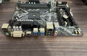 เมนบอร์ด B450M DS3H รองรับหน่วยความจำ 4 ช่อง รองรับสูงสุด 128GB AM4 แทนที่ A320 B350 A520 <span class=keywords><strong>B550</strong></span> - Product Image 3