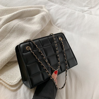 2025 nuevo bolso de hombro de cadena Retro coreano para mujer Color sólido patrón de caramelo rombal bolso de moda de verano para axilas HECHO DE PU