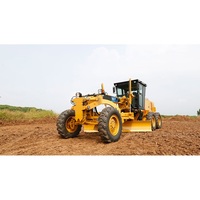 Nouvelle machine de construction routière, niveleuse SEM915 de 12,2 tonnes et 110 kW pour l'entretien des routes en gravier