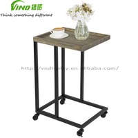 Table console convertible Vino Modern en bois gris et métal noir avec roulettes pour salon et chambre à coucher