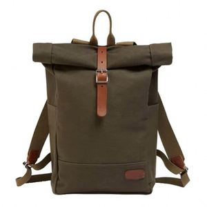 Muestra gratuita: Mochila enrollable personalizada negra con estampado para mujer, ideal para deportes casuales, portátil y actividades al aire libre. - Product Image 5