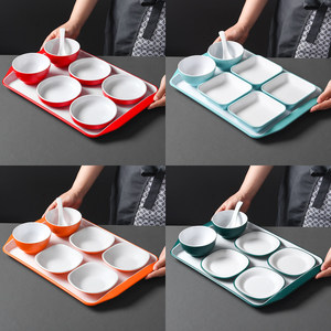 Bandeja de melamina con juego de tazones y platos para uso en restaurantes y buffets, diseño de color sólido. - Product Image 1