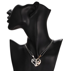 Collar de Pareja de Acero Inoxidable Unisex con Llaves con la Frase 'Te Amo', Regalo de San Valentín, Corazón en Forma de Rompecabezas Dorado para Parejas y Amistad - Product Image 6
