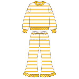 Conjunto de yoga para niñas, dos piezas, top de manga larga con rayas moradas y pantalones acampanados con volantes y lunares, conjuntos para niños - Product Image 2