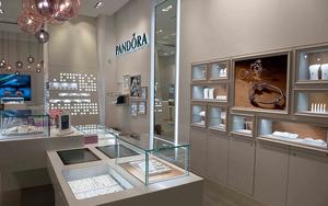Vitrine à bijoux personnalisable, écologique et durable, avec éclairage LED, étagères à niveaux en verre, facile à nettoyer, personnalisable - Product Image 5