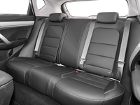 Geely Coolray 2025 1.5L Manuelle Version Super Énergie Essence Berline Caméra Arrière Sièges en Cuir Pneus R16 Euro VI Conduite à Gauche