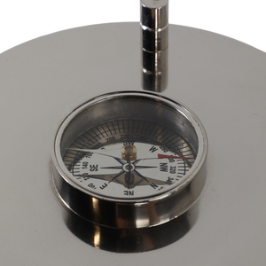 Clessidra moderna in metallo e vetro con base a bussola, timer a sabbia per decorazioni casa e ufficio - Product Image 6
