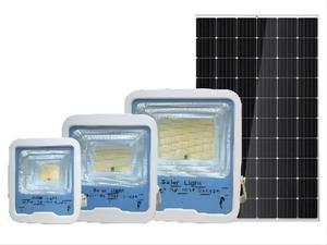 ไฟสปอร์ตไลท์ LED พลังงานแสงอาทิตย์ 200W IP65 สำหรับสวนภายนอกอาคาร ติดตั้งบนพื้นผิว ควบคุมด้วยรีโมท แสงสีขาว 5000K ได้รับการรับรองมาตรฐาน CE - Product Image 1