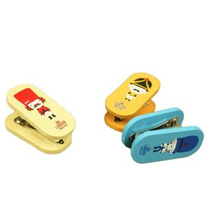 Mini <span class=keywords><strong>grapadora</strong></span> de madera con diseño de dibujos animados para niños, juguete de papelería. - Product Image 2
