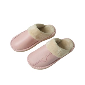 Calzado de Invierno para el Hogar, Superventas: Zapatos Cálidos de Cuero y Algodón Multicolores para Hombre y Mujer - Product Image 2