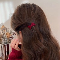 Couvre-chef mignon petite frange clip femmes front côté clip 2024 nouveau explosif princesse tête Poinsettia mini perle arc pince à cheveux