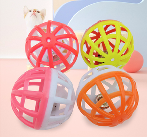 Balles de jouet multicolores pour chats de compagnie balles en plastique multicolores avec boules de cloche creuses pour bébés chats - Product Image 5