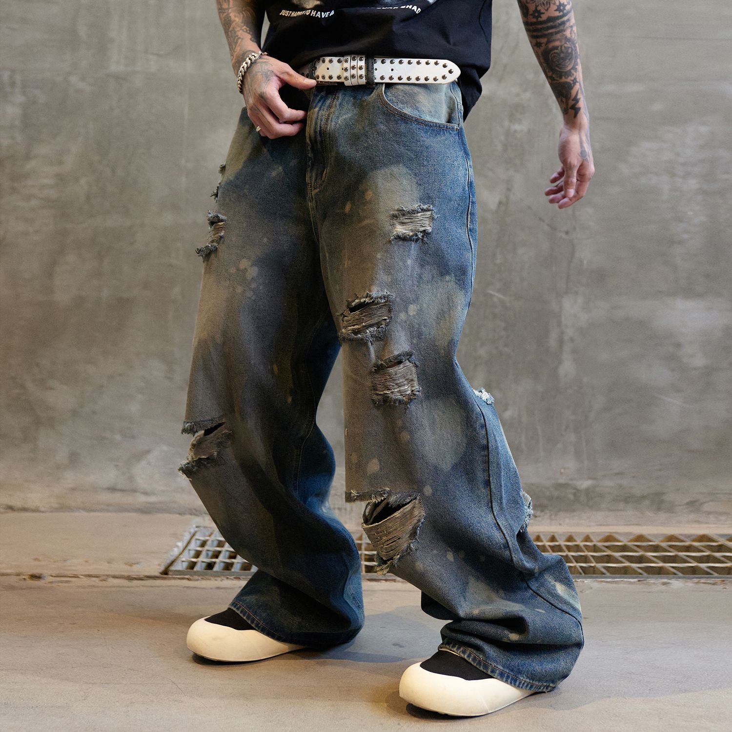Ripped jeans