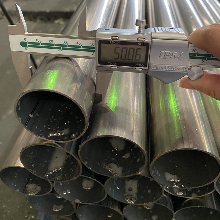 Санитарная труба из нержавеющей стали диаметром 52 мм