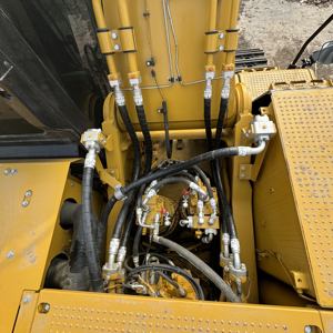 รถขุด 349 GC 49T รุ่นปี 2024 ราคาประหยัด ทนทาน พร้อมเครื่องยนต์และปั๊มเกียร์ สำหรับโครงการก่อสร้างเขื่อนและทางหลวงในแอฟริกาและตะวันออกกลาง - Product Image 6