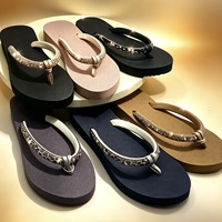 Sandales de plage et de villégiature légères en EVA pour femmes, avec plateforme, strass et cristaux, style décontracté, par Designer Charms