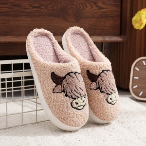 Hiver Noël chaud mignon drôle confortable maison animal highland vache pantoufles pour hommes femme - Product Image 5