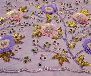 ผ้าลูกไม้ตาข่ายปักลายดีไซน์เนอร์เหมาะสำหรับเทศกาลงานแต่งงานและเสื้อผ้าสตรีแบบดั้งเดิม - Product Image 2