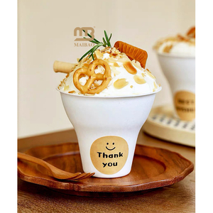 Tasses jetables à main <span class=keywords><strong>Croissant</strong></span> crème glacée Sundae tasse biodégradable canne à sucre bagasse yaourt tasse Dessert tasses 12 oz avec couvercle - Product Image 1