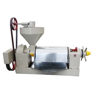 เครื่องอัดน้ำมันแบบเกลียว รุ่นใหม่เอี่ยม : 6YL-130 ยี่ห้อ : ชิงเจียง กำลังไฟฟ้า : 15-18.5 กิโลวัตต์ กำลังการผลิต : 8-10 ตัน/24 ชั่วโมง น้ำหนัก : 785 กิโลกรัม - Product Image 1