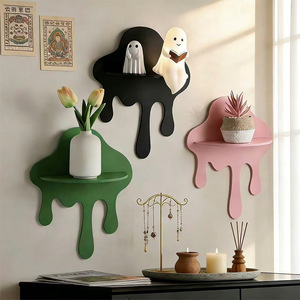 Prateleira de Armazenamento em Forma de Nuvem para Montar na Parede - Item Decorativo para Interiores de Homestay - Product Image 1